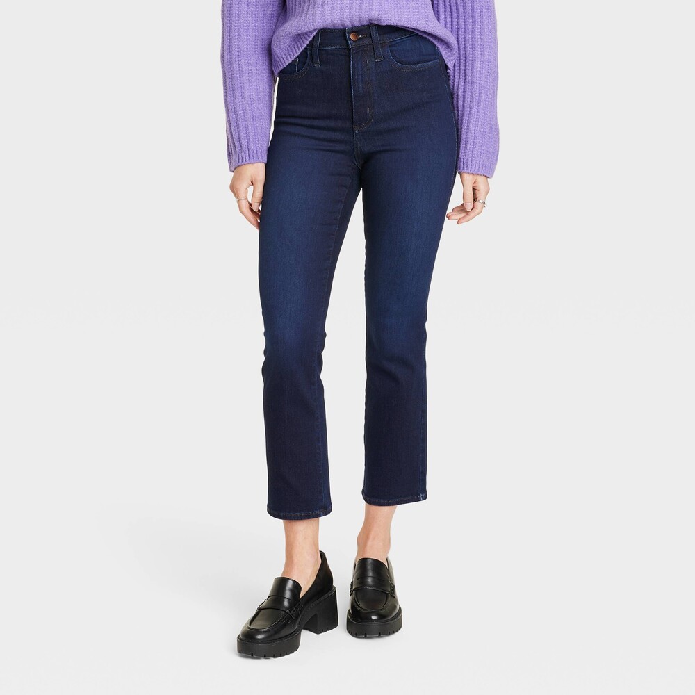 Universal Thread Women's Dark Blue High-Rise Bootcut Jeans 14 Short